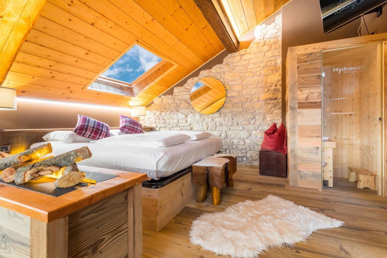 John Luxury Suites Folgaria Exterior photo